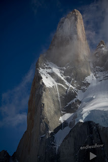 Patagonian Realizations – Skiing the Whillans Ramp on Poincenot